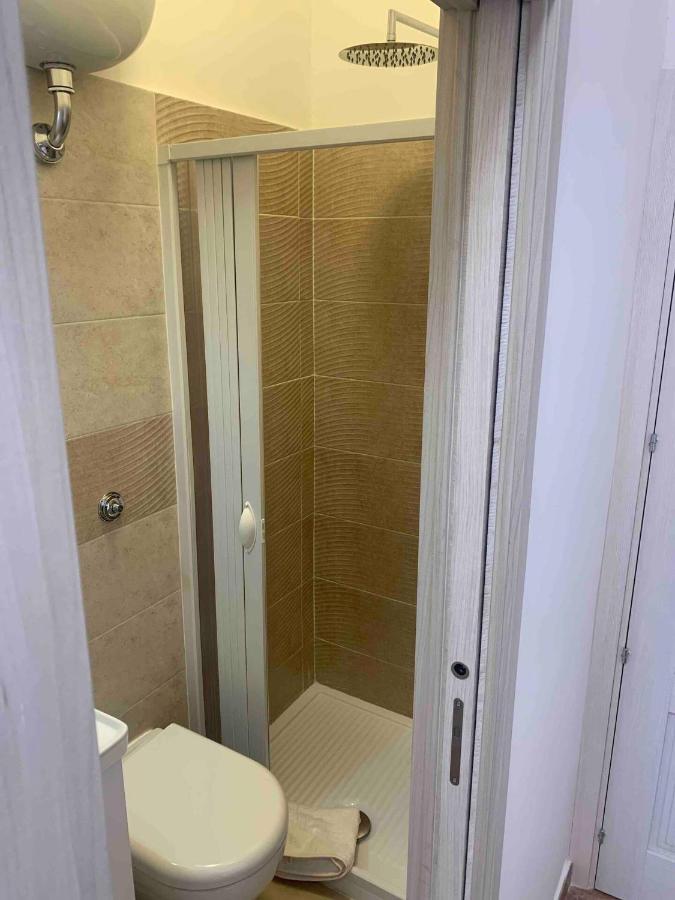 Miris Home Fast And Comfortable With Self Check In 8 Minutes Walk Near Naples Airport Екстер'єр фото